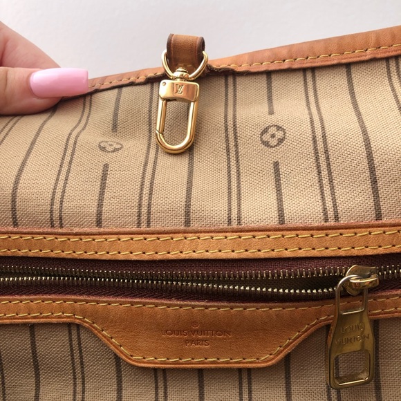 Purse - Picture 5 of 5